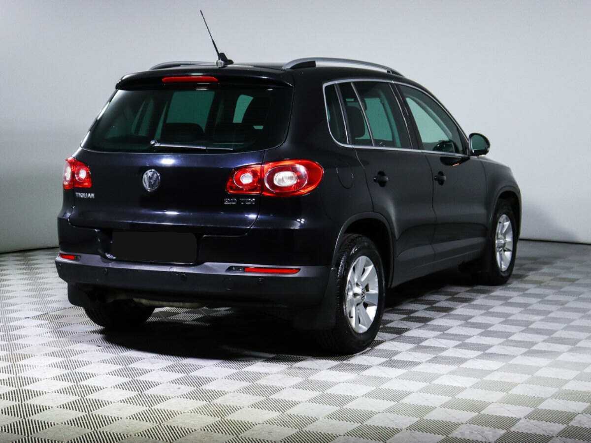 Volkswagen Tiguan с пробегом — 2010 год. Фото: #4
