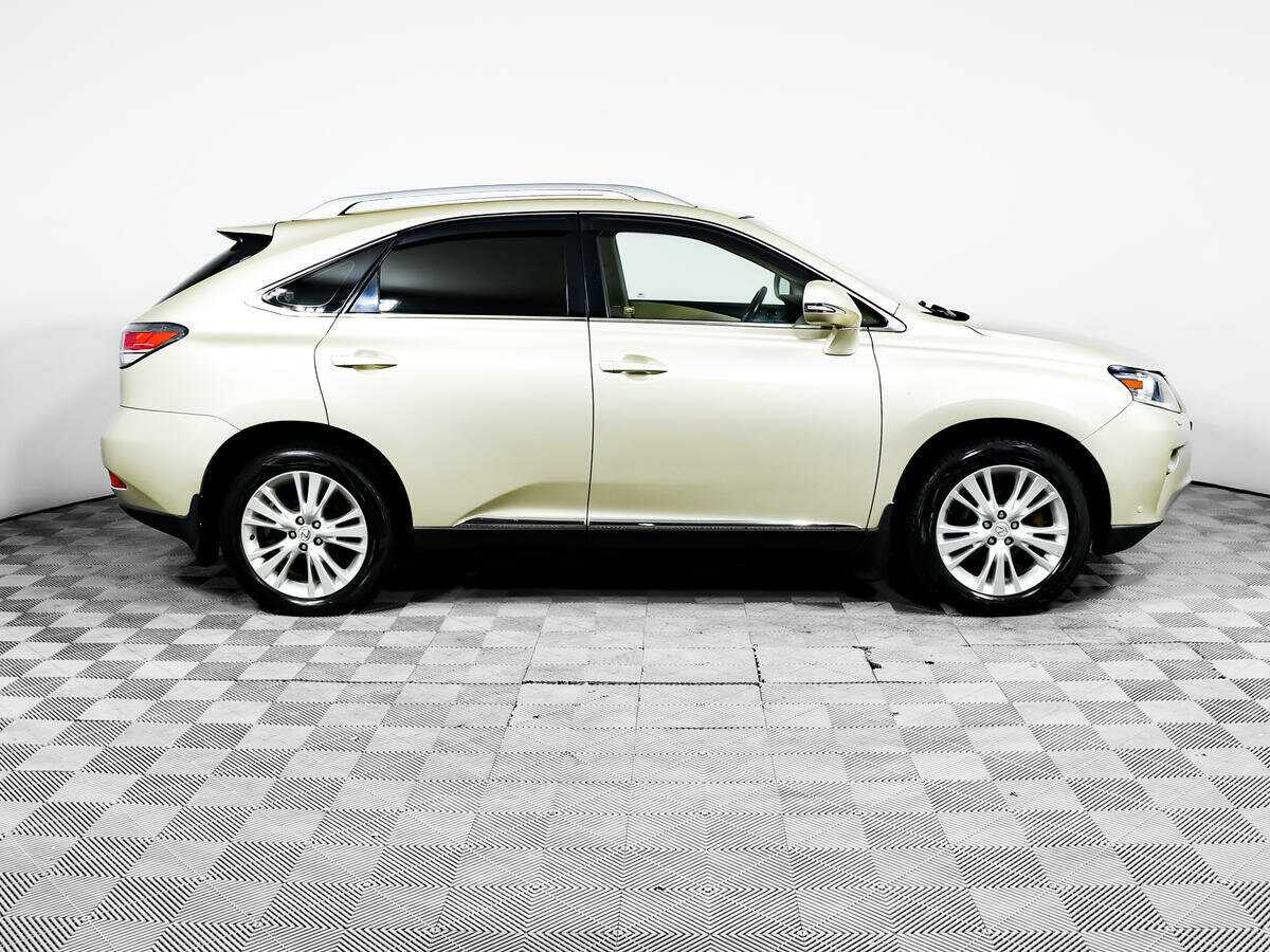 Lexus RX с пробегом — 2012 год. Фото: #3