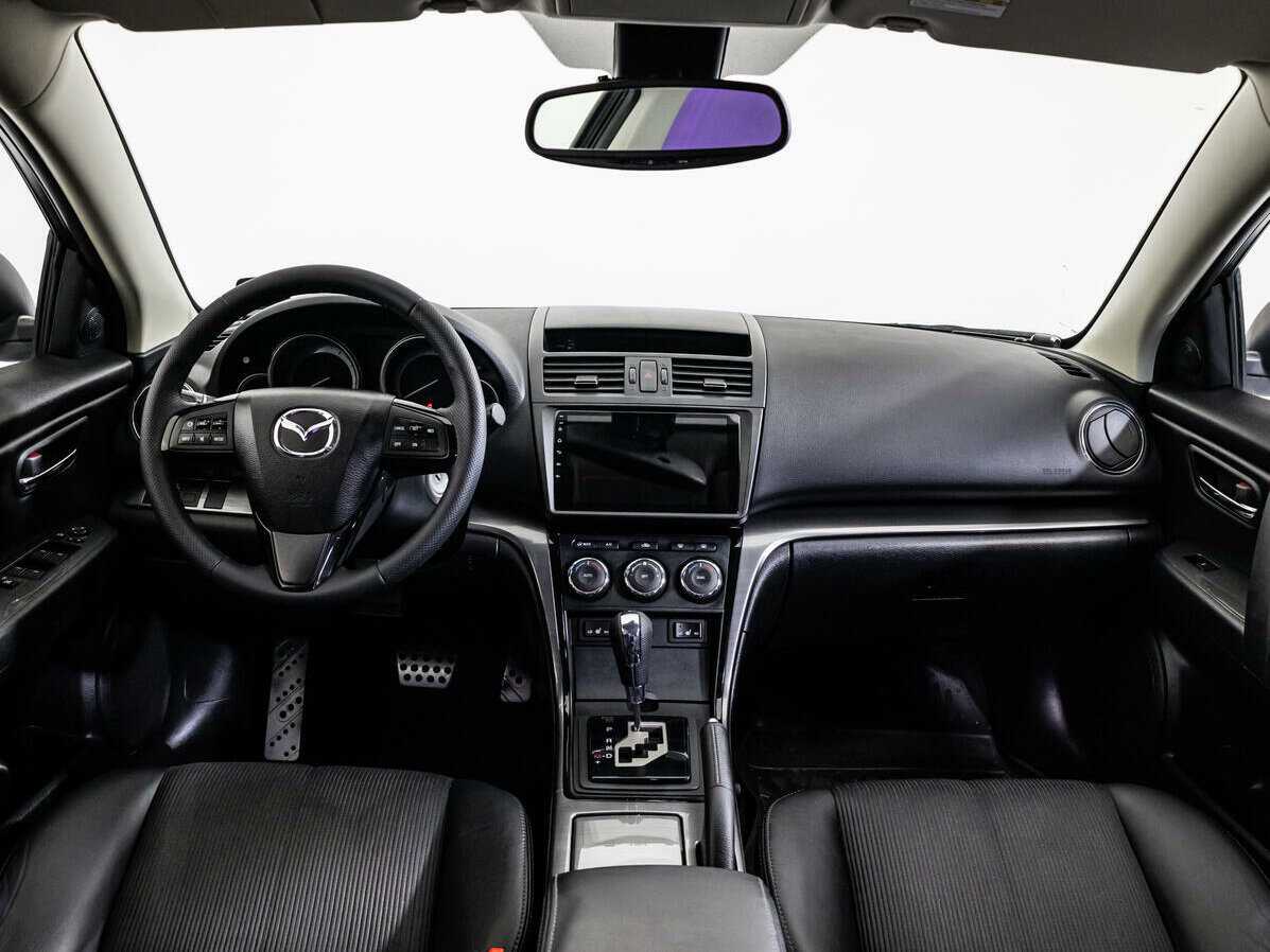 Mazda 6 с пробегом — 2011 год. Фото: #11