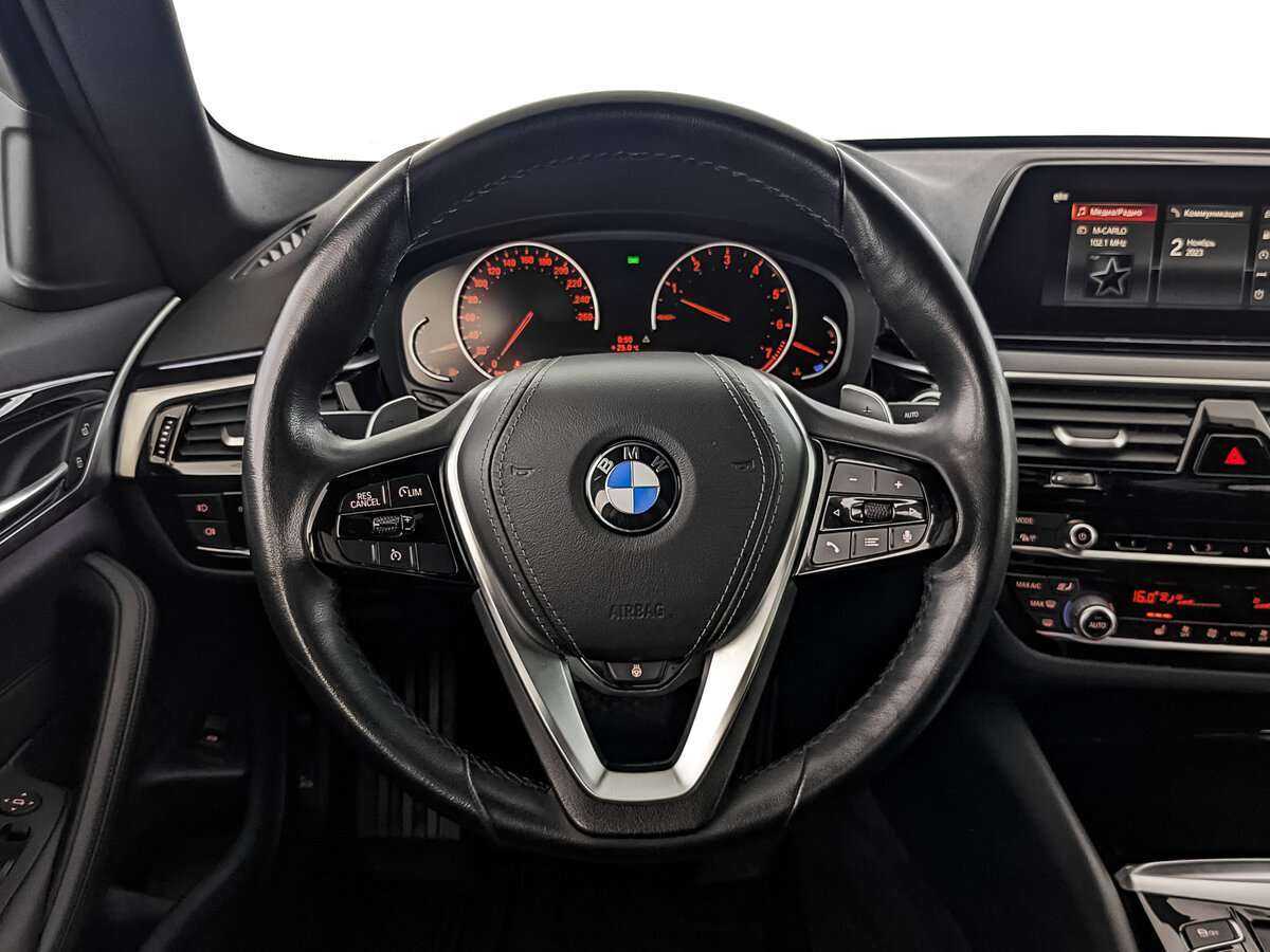 BMW 5 серии с пробегом — 2020 год. Фото: #17