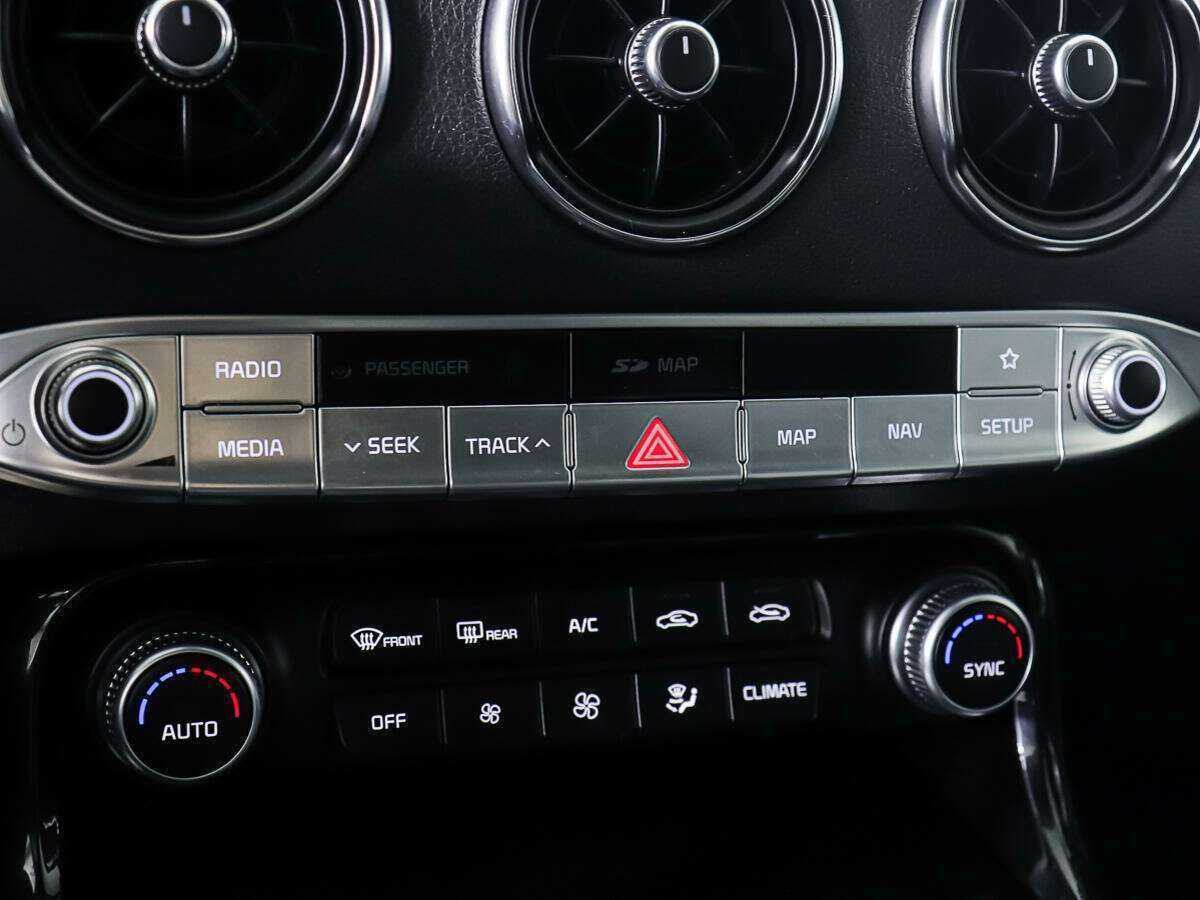 Kia Stinger с пробегом — 2019 год. Фото: #19