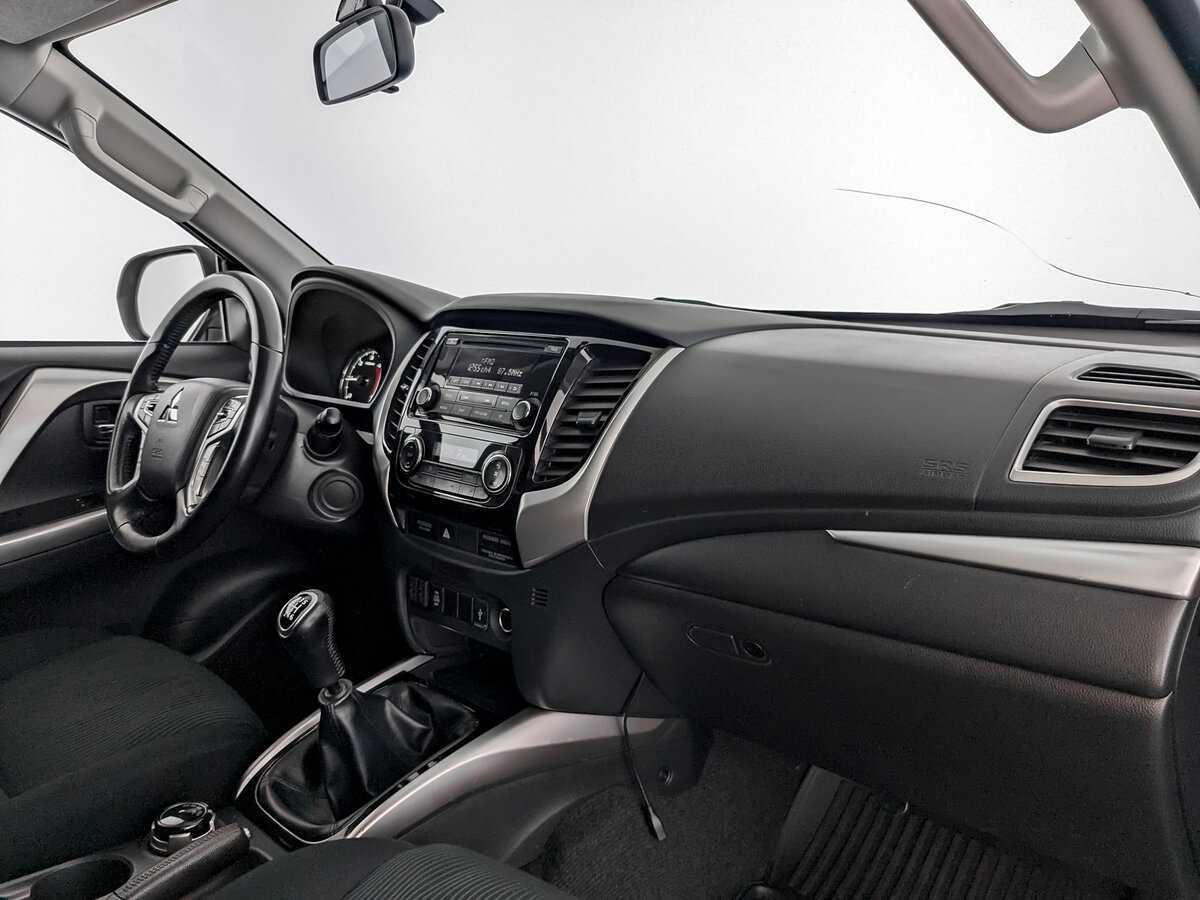 Mitsubishi Pajero Sport с пробегом — 2021 год. Фото: #8