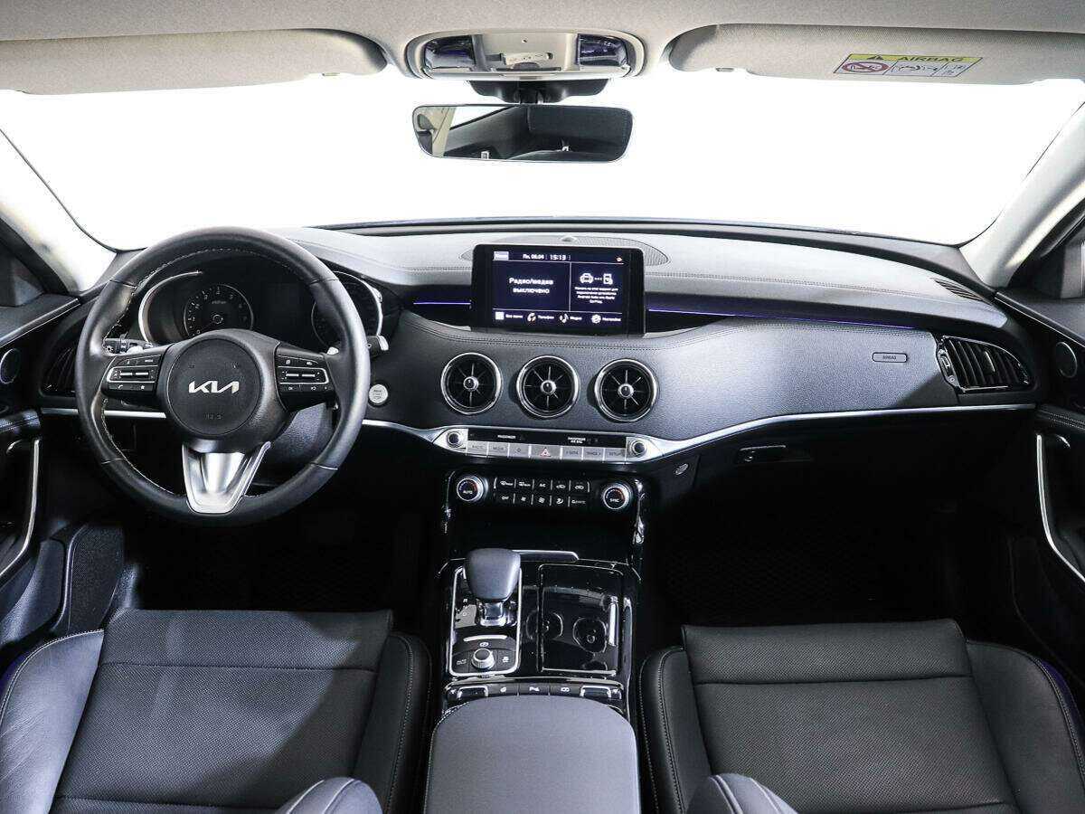 Kia Stinger с пробегом — 2023 год. Фото: #11