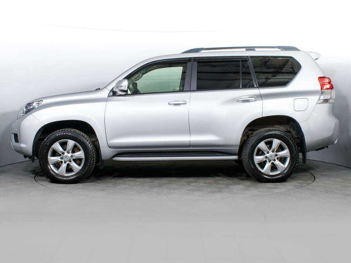 Toyota Land Cruiser Prado с пробегом — 2011 год. Фото: #7