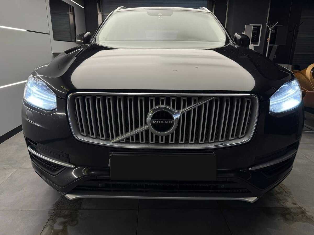 Volvo XC90 с пробегом — 2015 год. Фото: #1