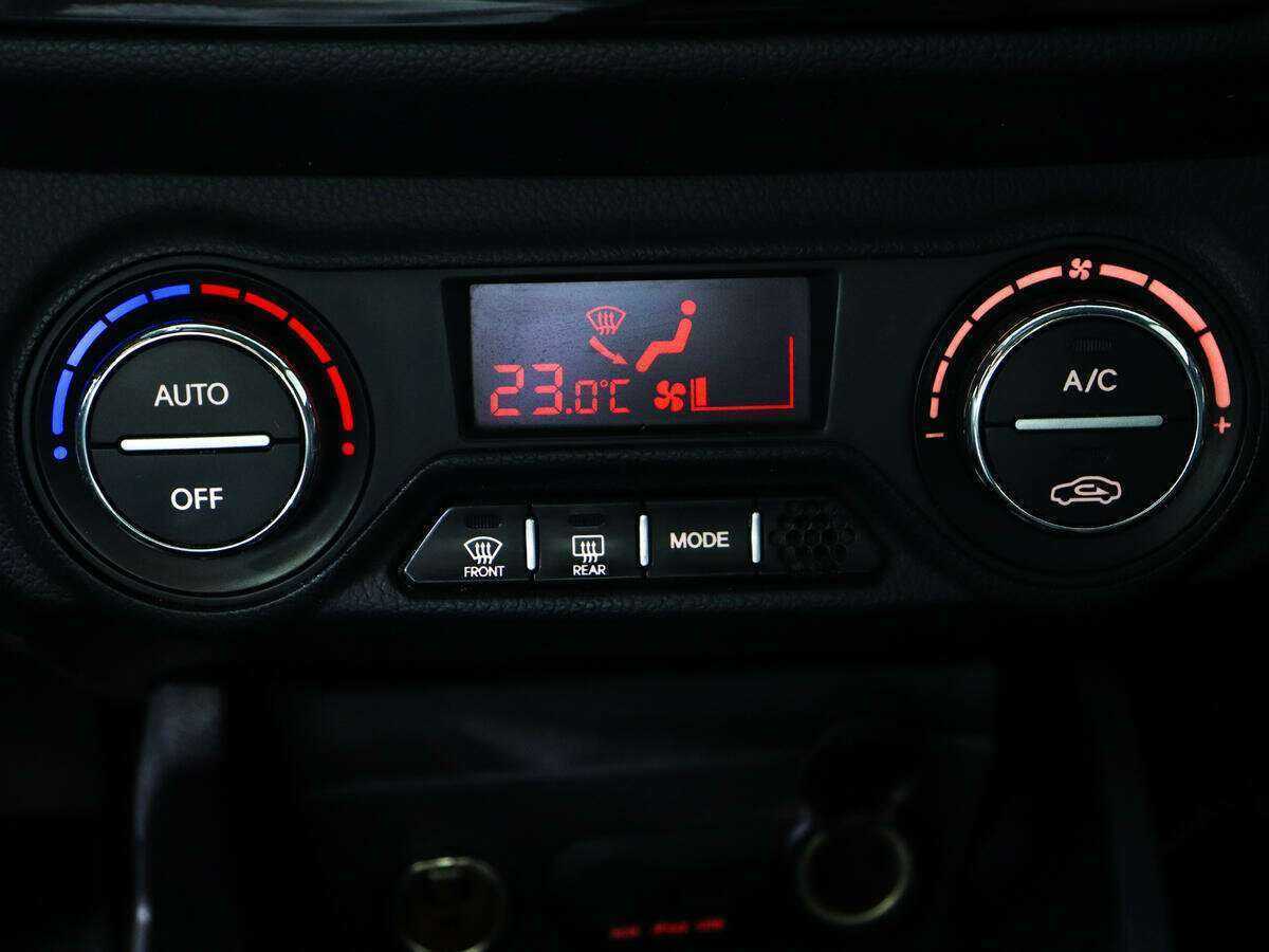 Kia Rio с пробегом — 2011 год. Фото: #13