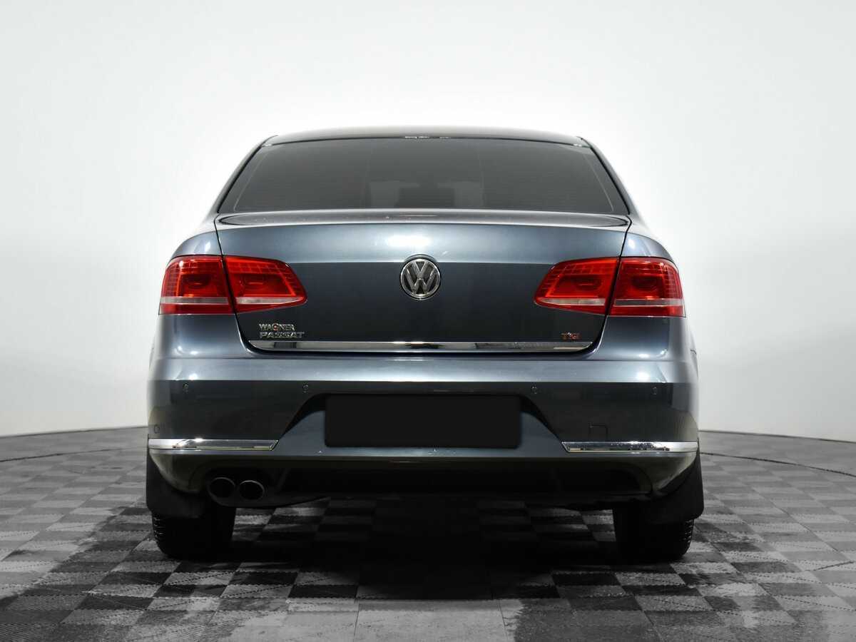Volkswagen Passat с пробегом — 2011 год. Фото: #4