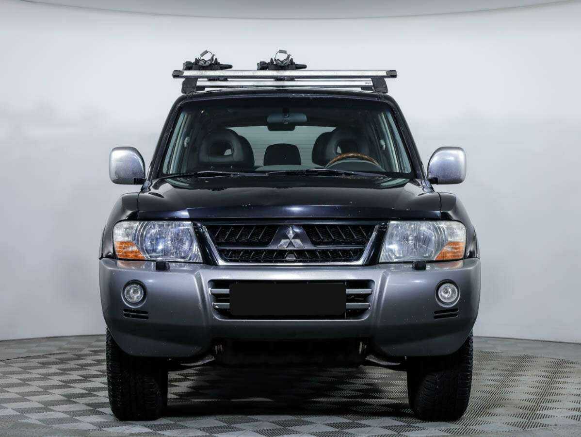 Mitsubishi Pajero с пробегом — 2003 год. Фото: #0