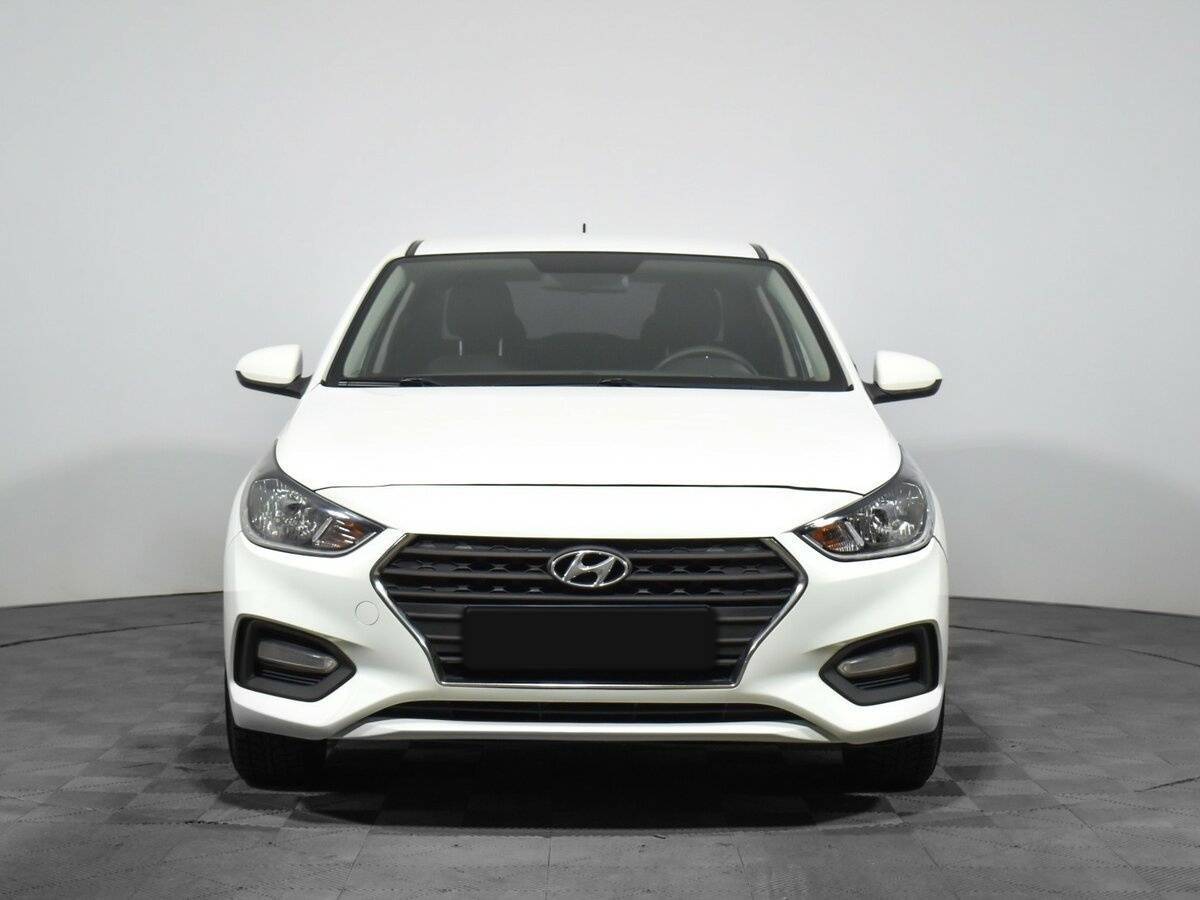 Hyundai Solaris с пробегом — 2017 год. Фото: #1