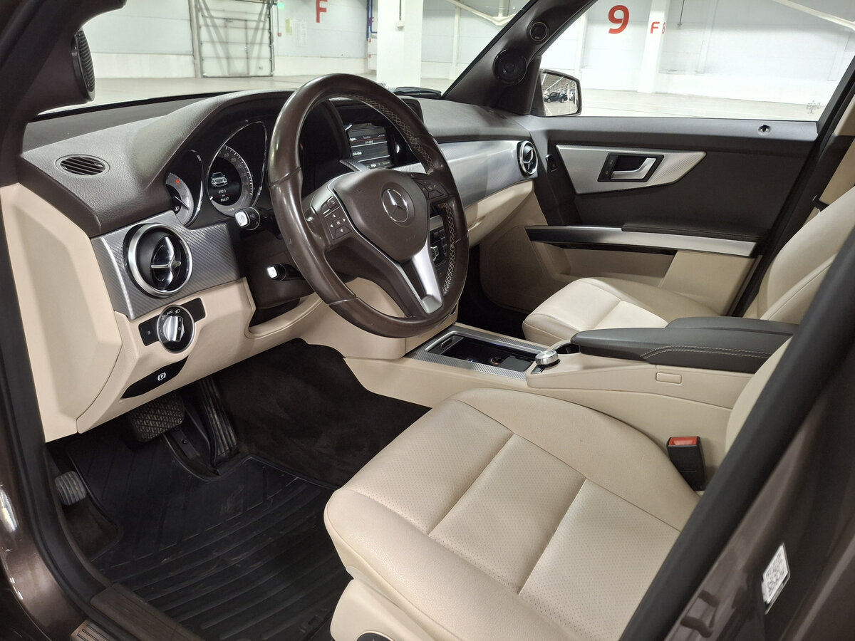 Mercedes-Benz GLK-Класс с пробегом — 2014 год. Фото: #14