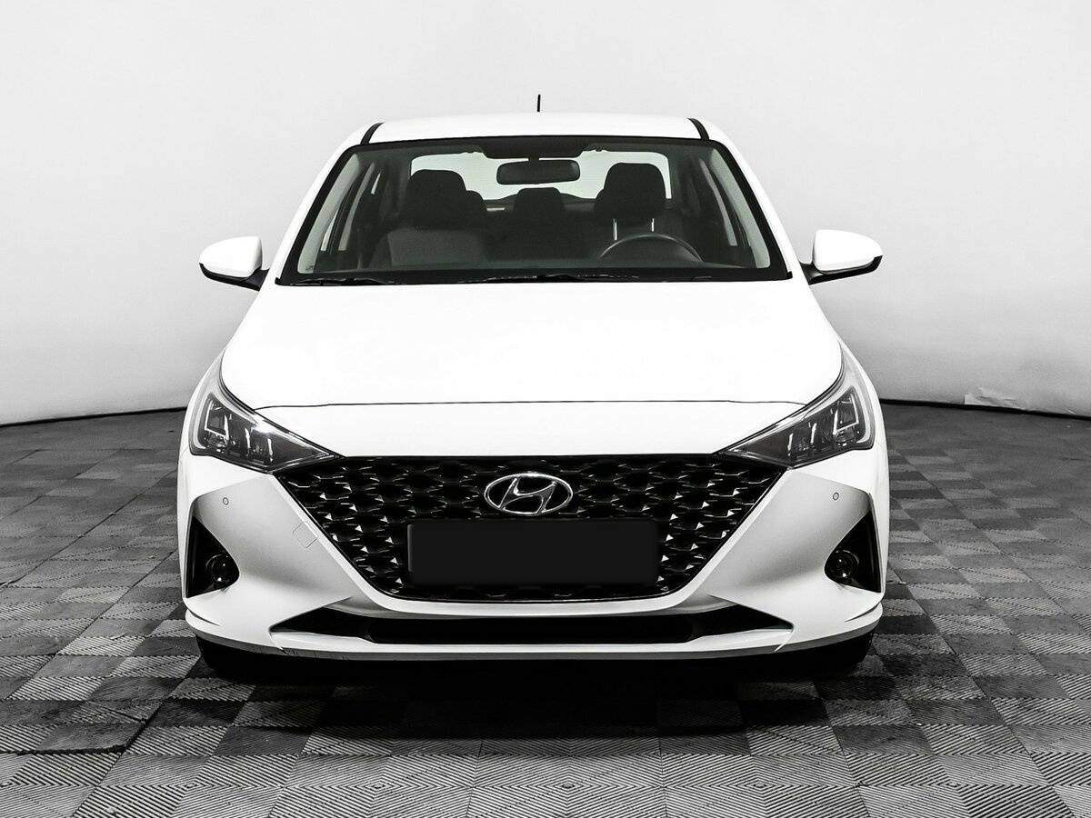 Hyundai Solaris с пробегом — 2020 год. Фото: #1