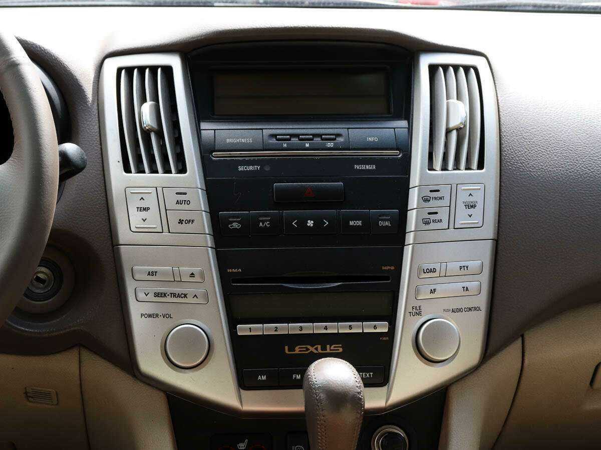 Lexus RX с пробегом — 2008 год. Фото: #10