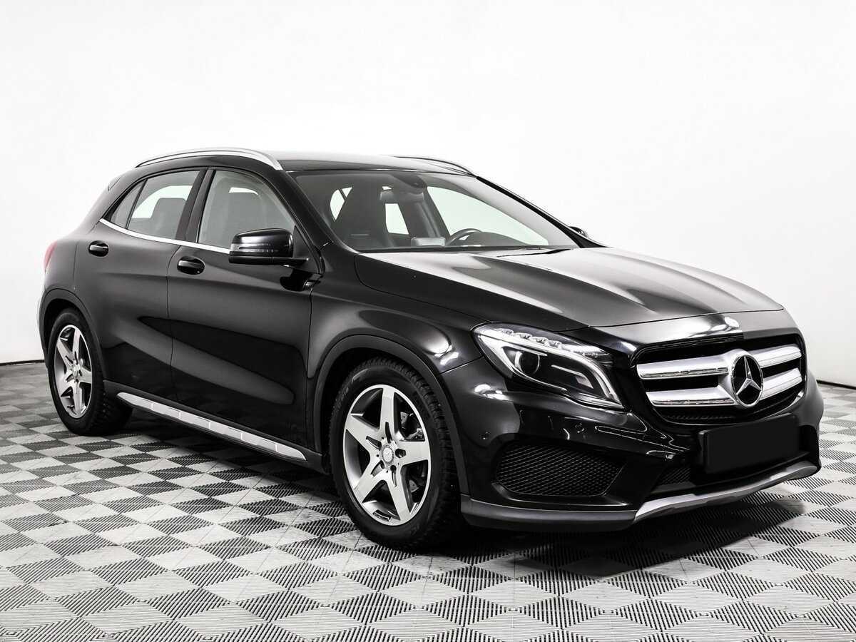 Mercedes-Benz GLA с пробегом — 2015 год. Фото: #2