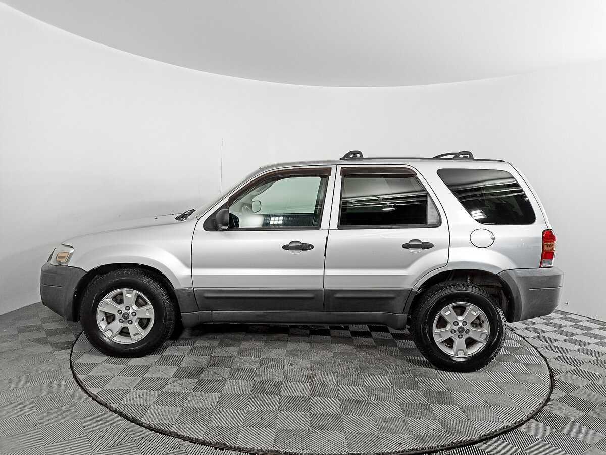 Ford Escape с пробегом — 2004 год. Фото: #7
