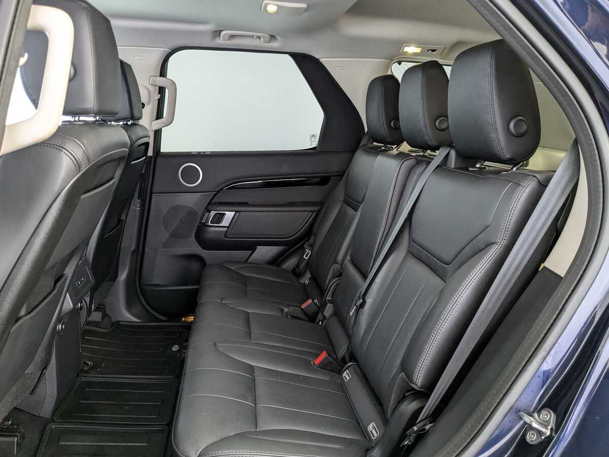 Land Rover Discovery с пробегом — 2019 год. Фото: #11