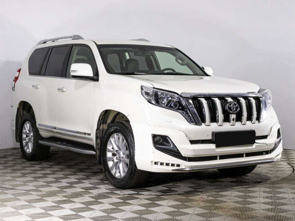 Toyota Land Cruiser Prado с пробегом — 2015 год. Фото: #2