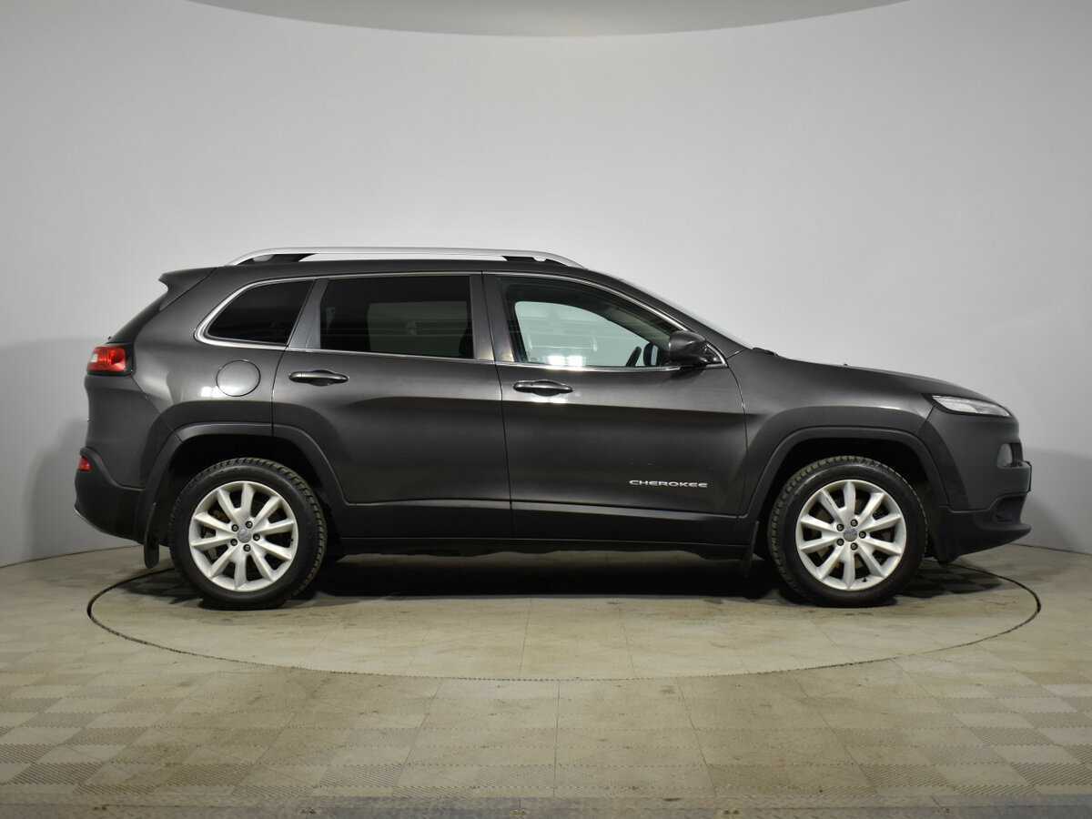 Jeep Cherokee с пробегом — 2014 год. Фото: #3