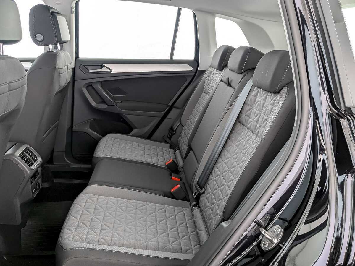 Volkswagen Tiguan с пробегом — 2021 год. Фото: #9