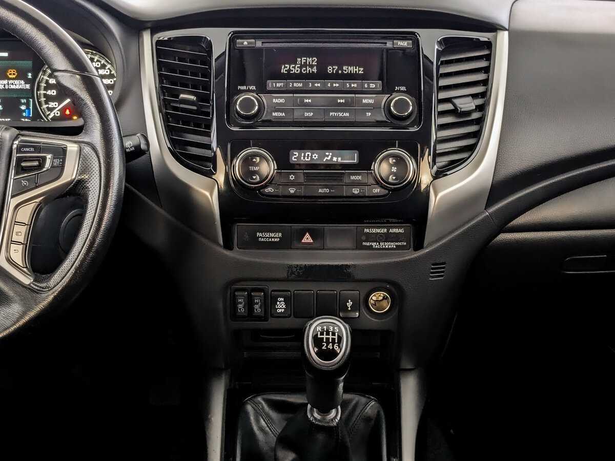 Mitsubishi Pajero Sport с пробегом — 2021 год. Фото: #12