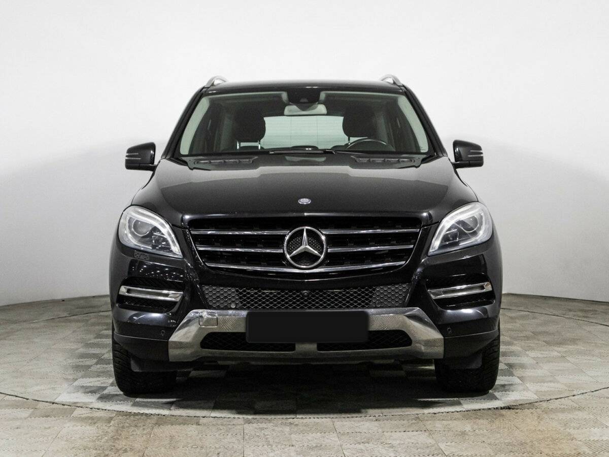 Mercedes-Benz M-Класс с пробегом — 2014 год. Фото: #1