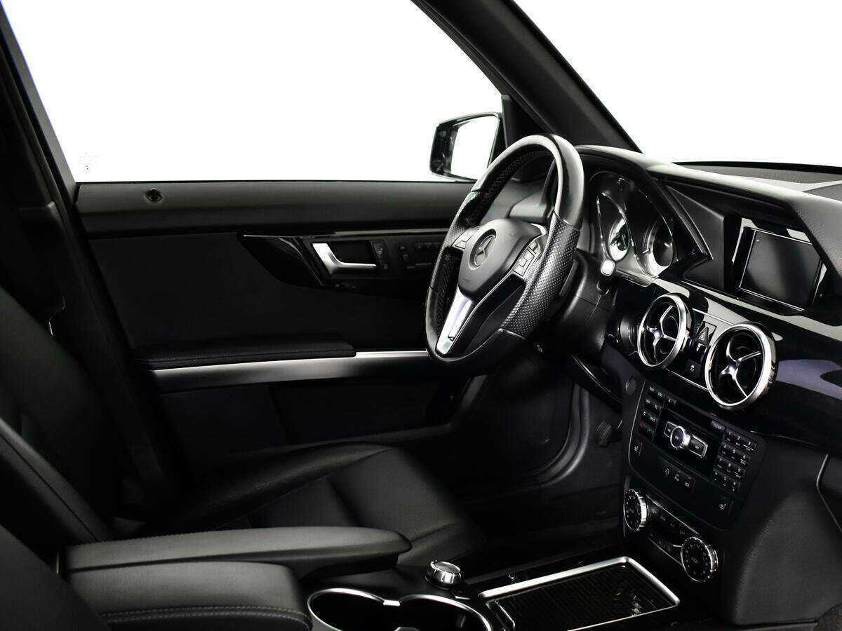 Mercedes-Benz GLK-Класс с пробегом — 2015 год. Фото: #9