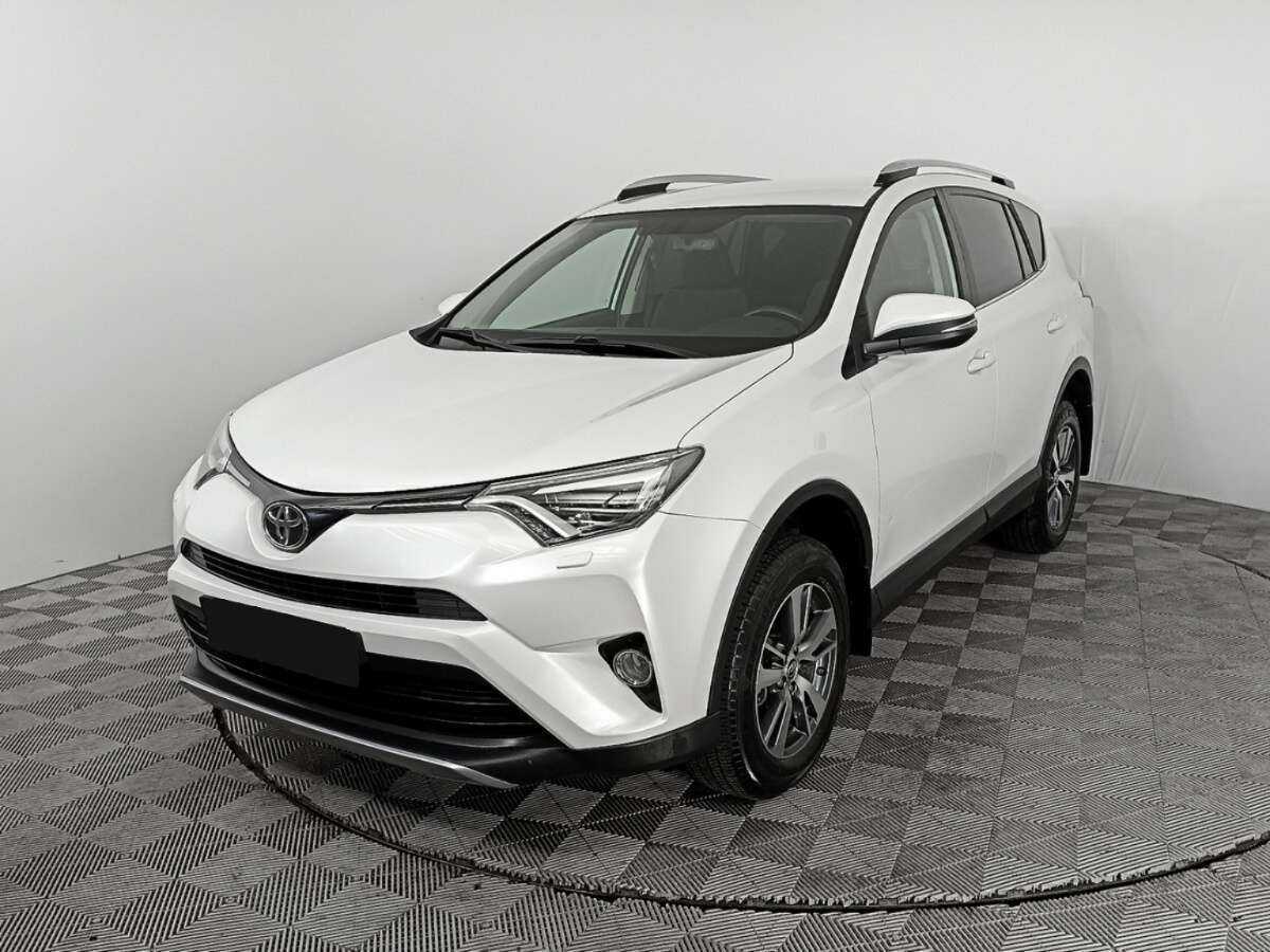 Toyota RAV4 с пробегом — 2019 год. Фото: #0