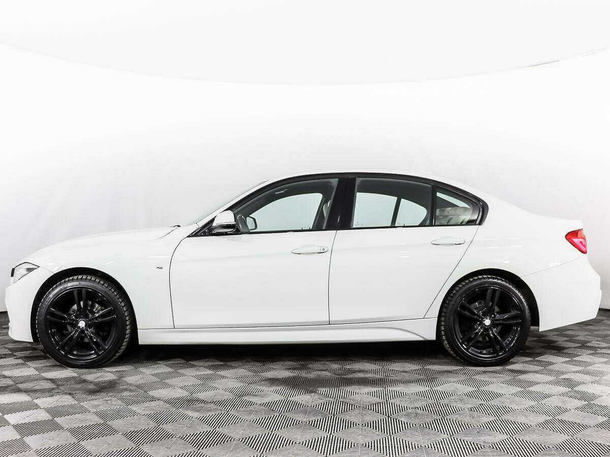 BMW 3 серии с пробегом — 2015 год. Фото: #4