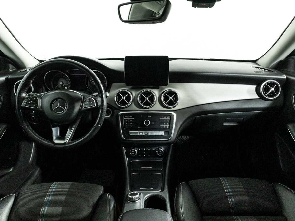 Mercedes-Benz CLA с пробегом — 2018 год. Фото: #12