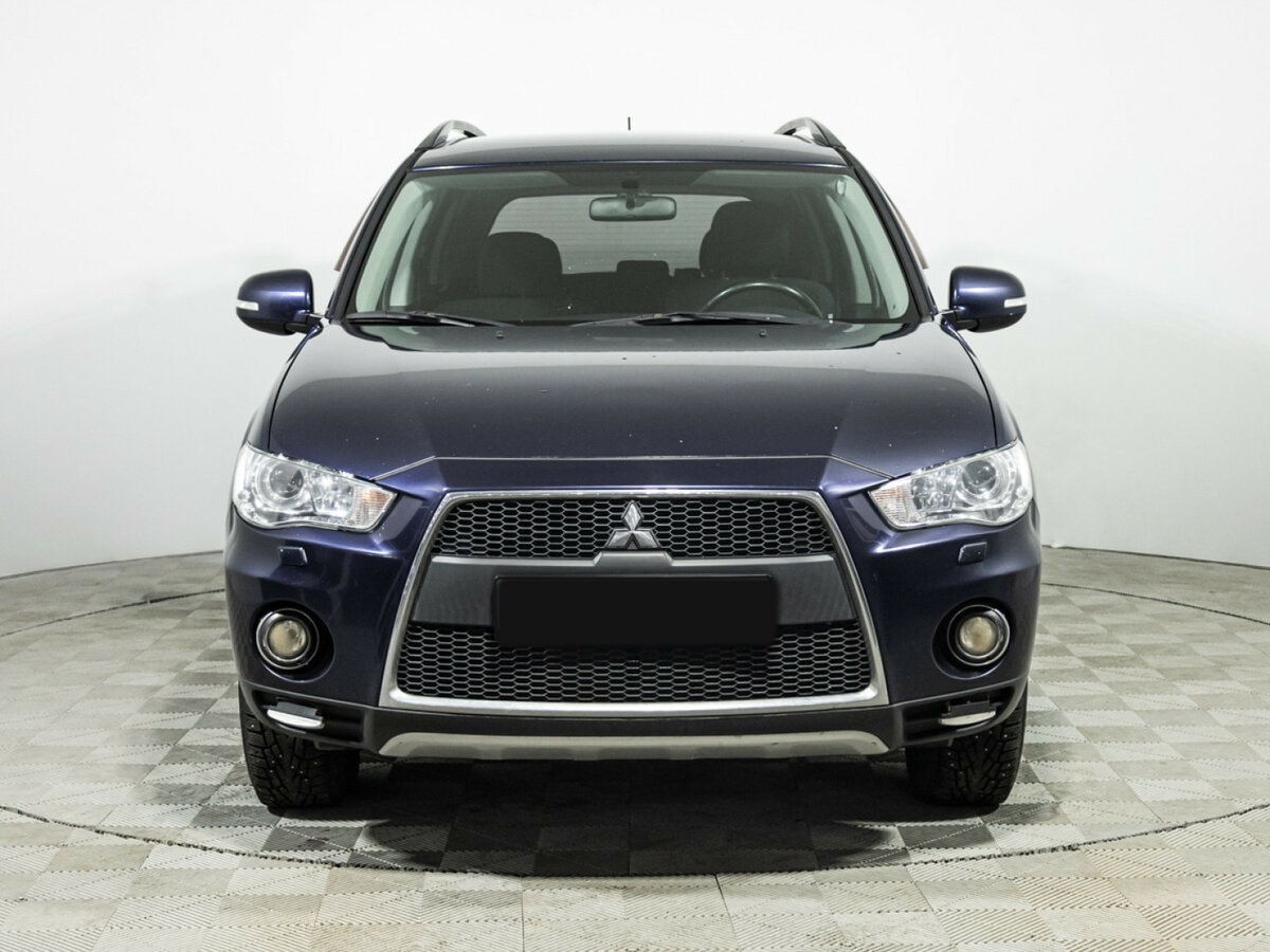 Mitsubishi Outlander с пробегом — 2011 год. Фото: #1