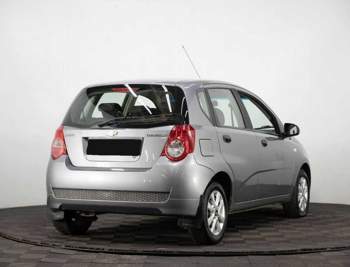 Chevrolet Aveo с пробегом — 2010 год. Фото: #5