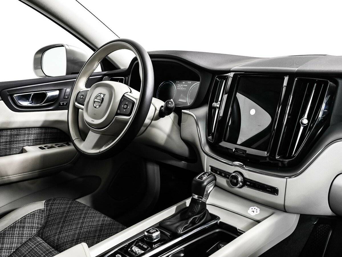 Volvo XC60 с пробегом — 2020 год. Фото: #8