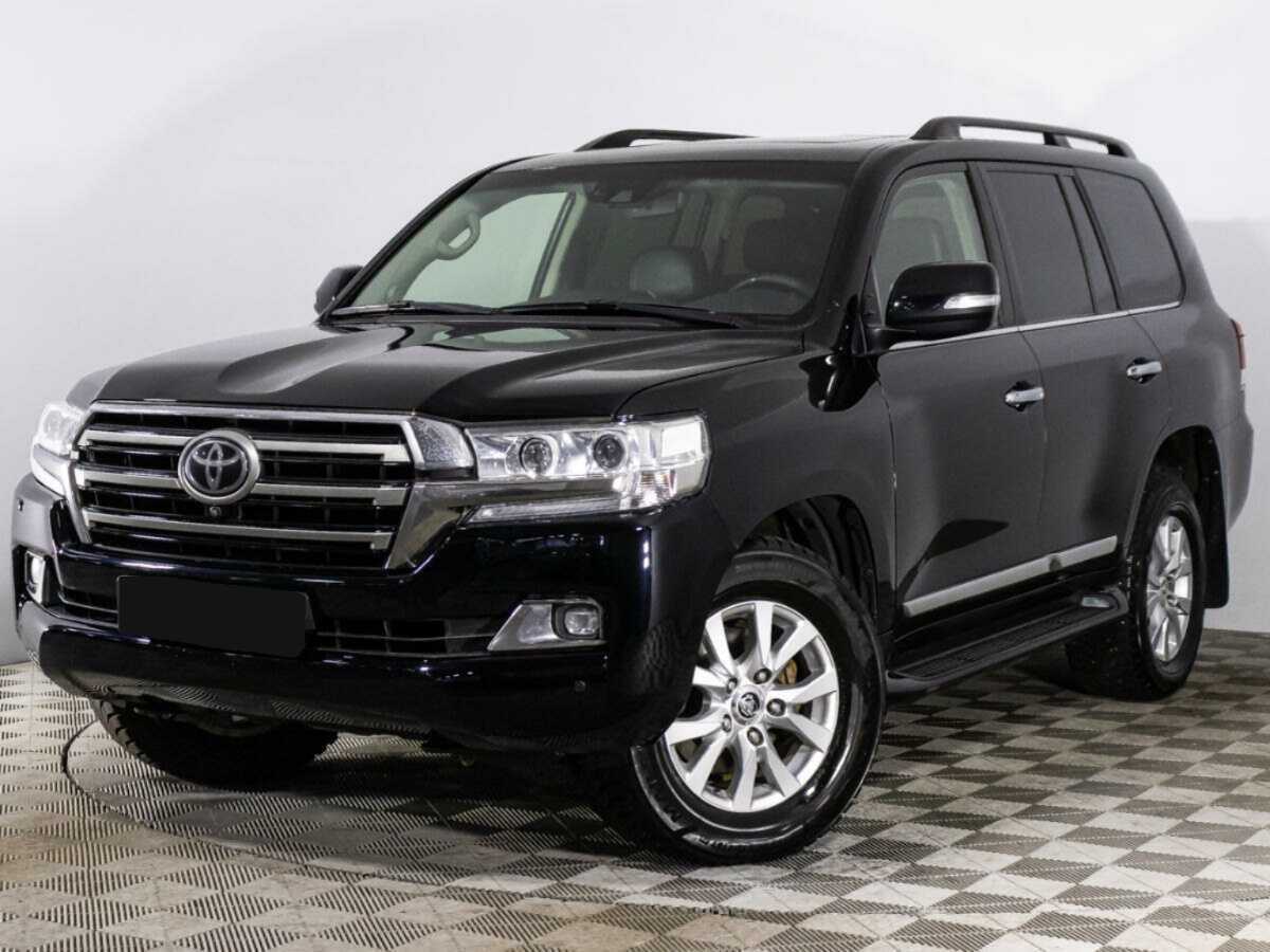 Toyota Land Cruiser с пробегом — 2018 год. Посмотреть фото