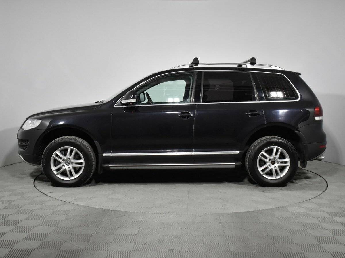 Volkswagen Touareg с пробегом — 2008 год. Фото: #7
