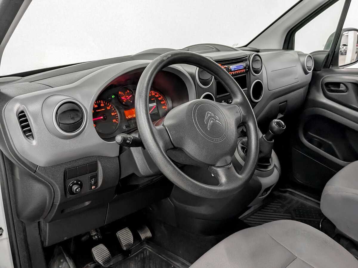 Citroen Berlingo с пробегом — 2014 год. Фото: #15