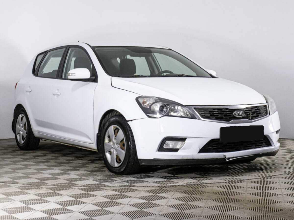 Kia Ceed с пробегом — 2011 год. Фото: #2