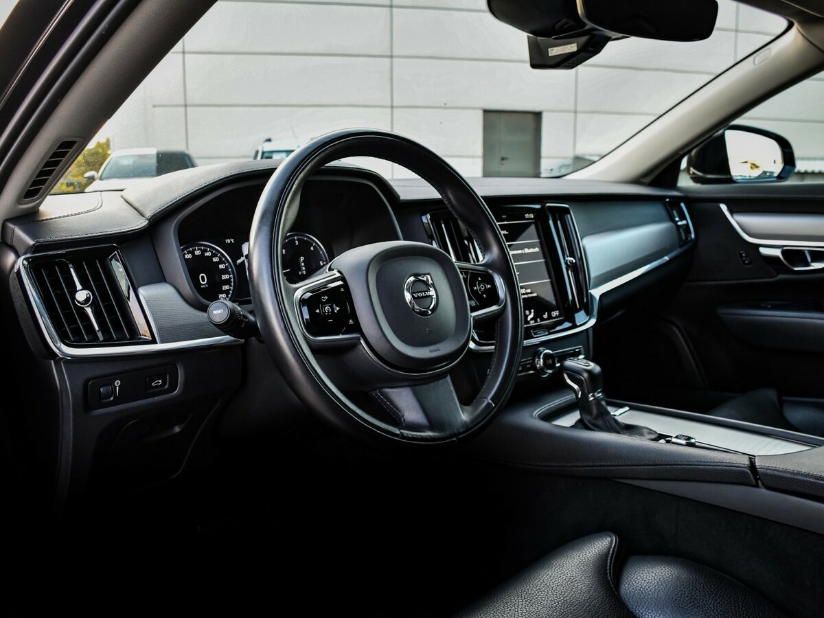 Volvo S90 с пробегом — 2020 год. Фото: #11