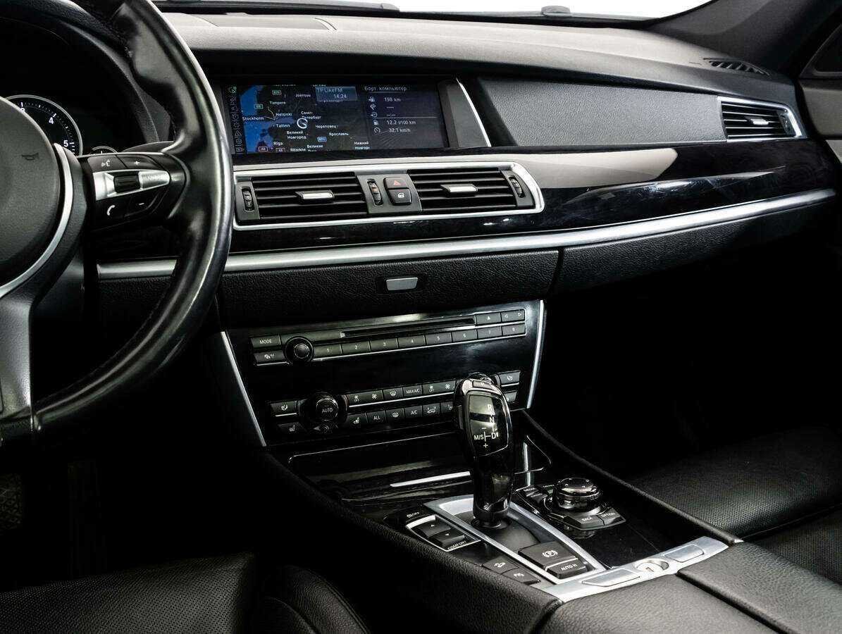 BMW 5 серии с пробегом — 2012 год. Фото: #13