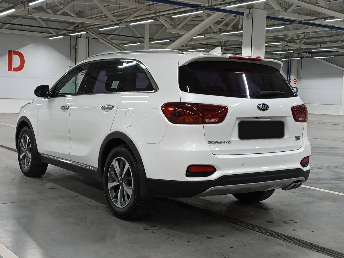 Kia Sorento с пробегом — 2018 год. Фото: #6