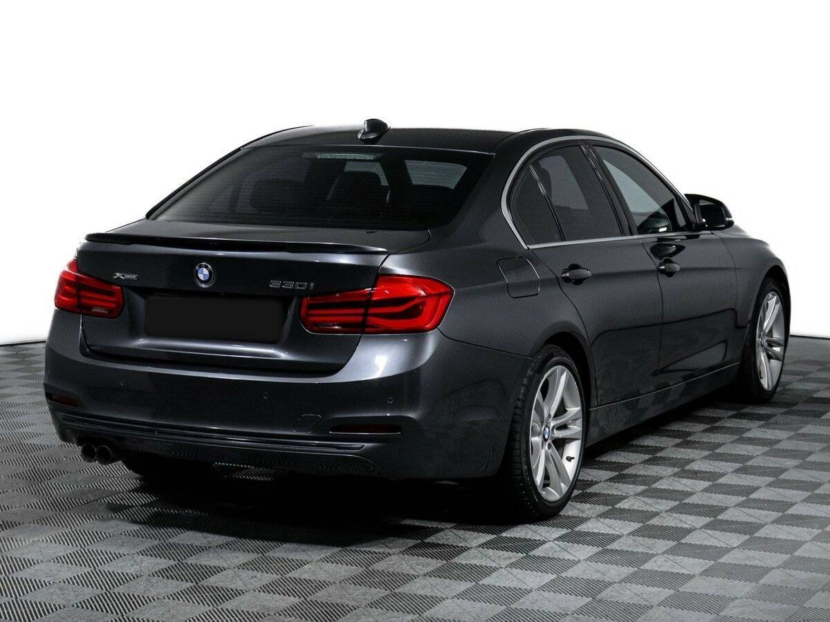 BMW 3 серии с пробегом — 2017 год. Фото: #4