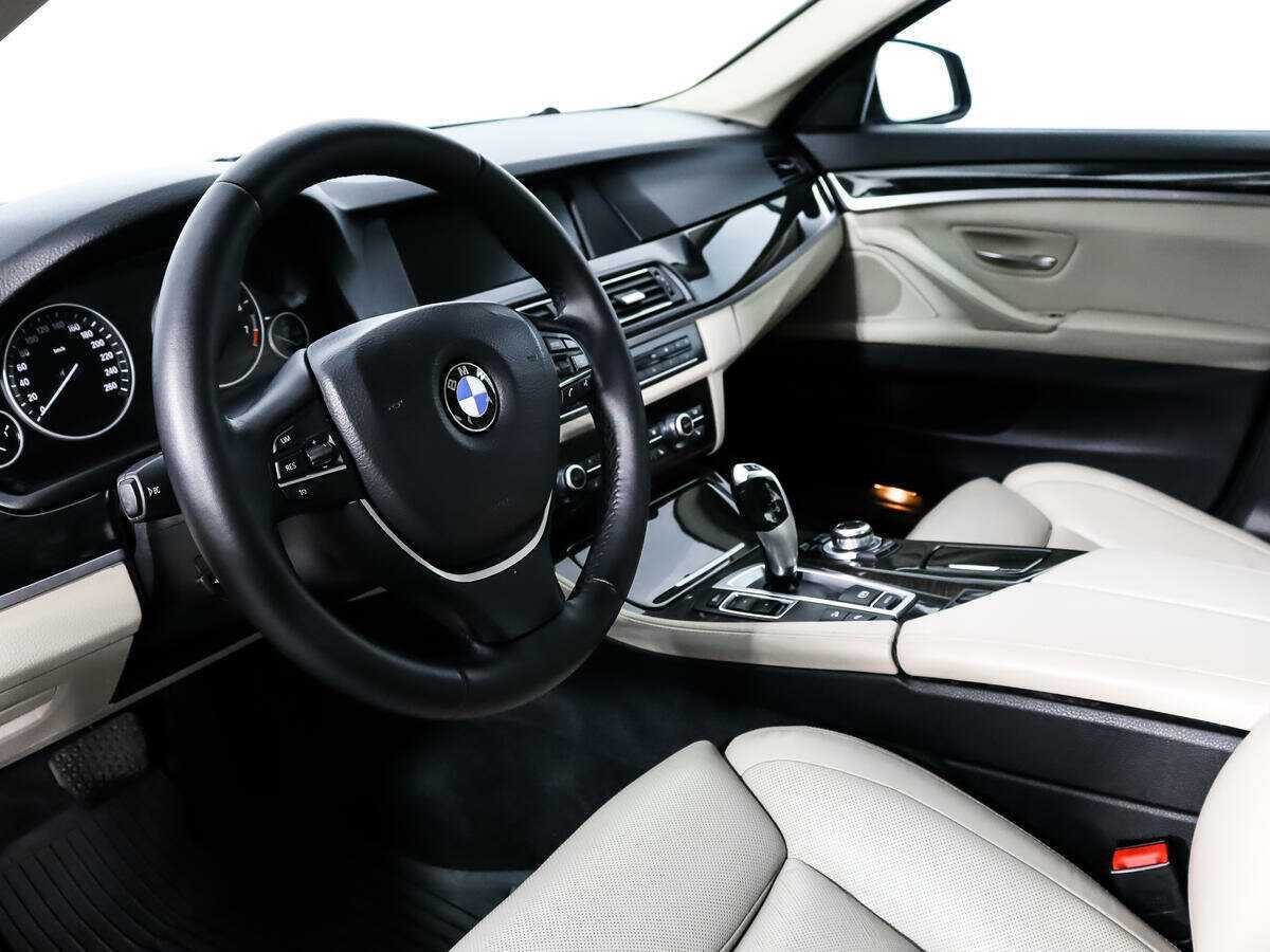 BMW 5 серии с пробегом — 2012 год. Фото: #7