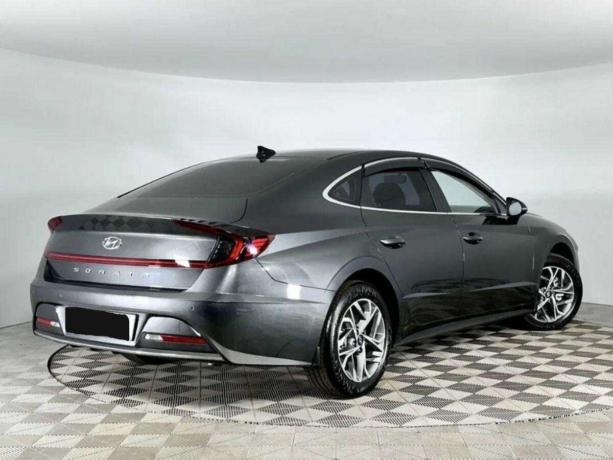 Hyundai Sonata с пробегом — 2022 год. Фото: #1