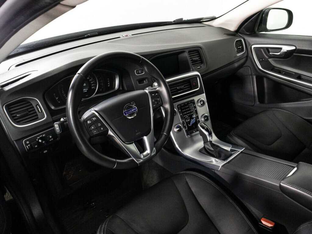 Volvo S60 с пробегом — 2017 год. Фото: #10