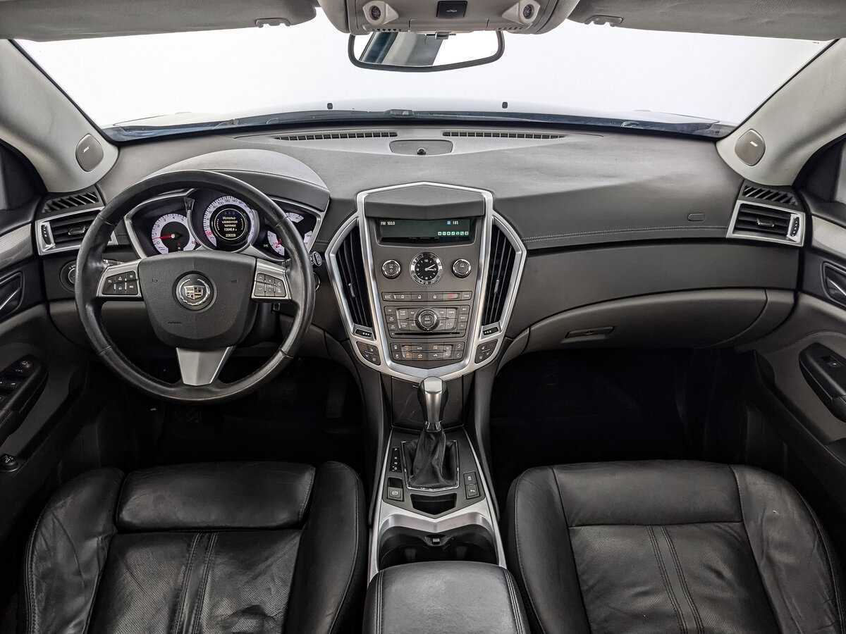 Cadillac SRX с пробегом — 2010 год. Фото: #9