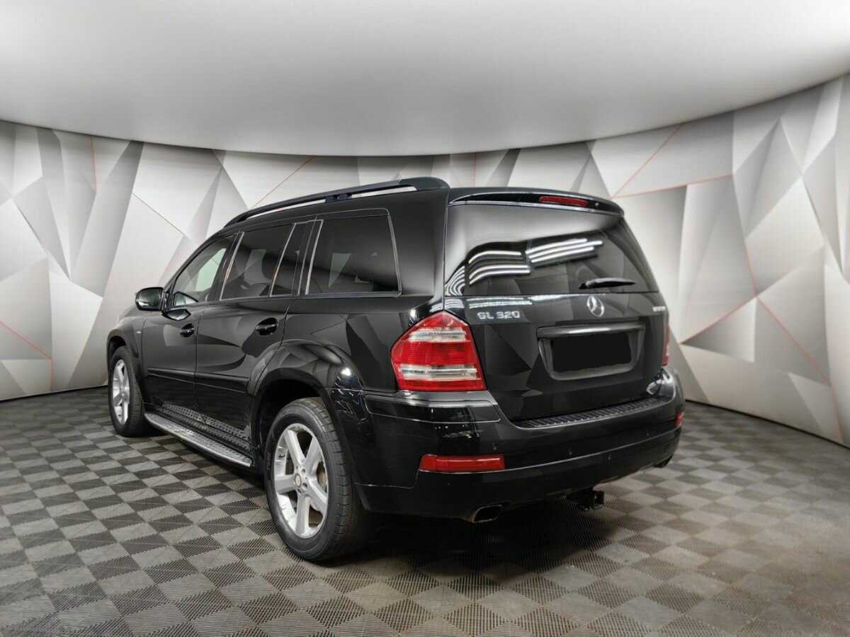 Mercedes-Benz GL-Класс с пробегом — 2008 год. Фото: #3