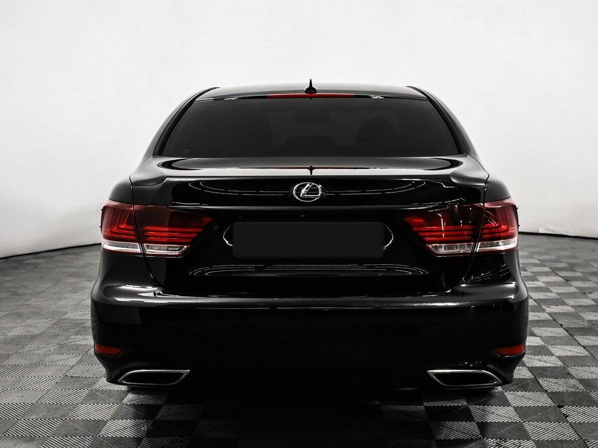 Lexus LS с пробегом — 2012 год. Фото: #5