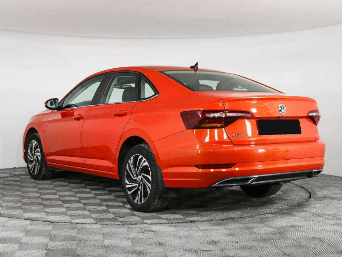 Volkswagen Jetta с пробегом — 2019 год. Фото: #6