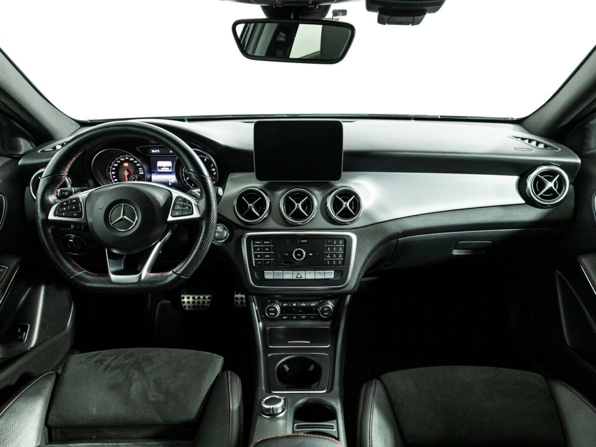 Mercedes-Benz GLA с пробегом — 2019 год. Фото: #12