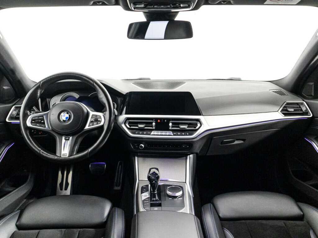 BMW 3 серии с пробегом — 2019 год. Фото: #12