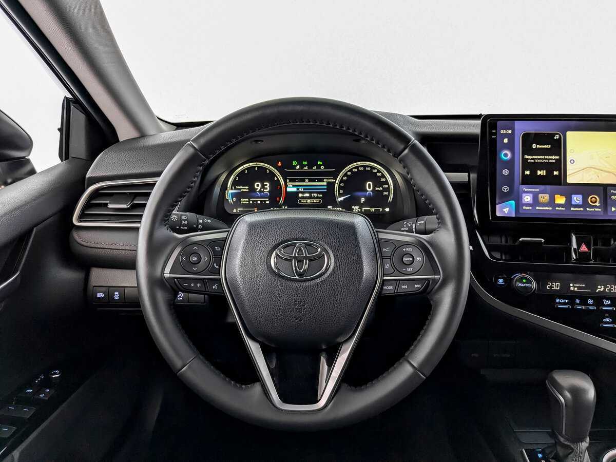 Toyota Camry с пробегом — 2023 год. Фото: #17