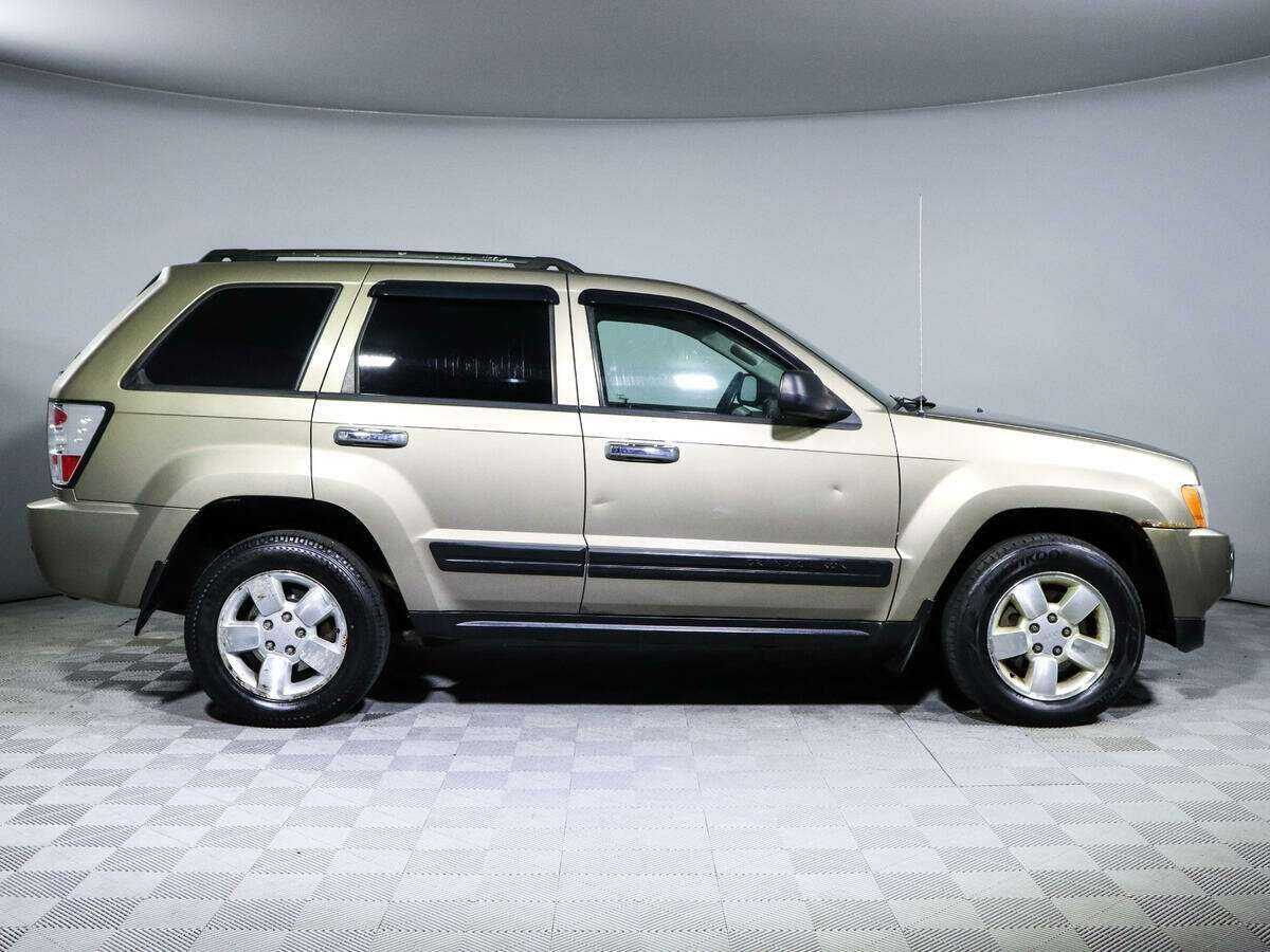 Jeep Grand Cherokee с пробегом — 2006 год. Фото: #3
